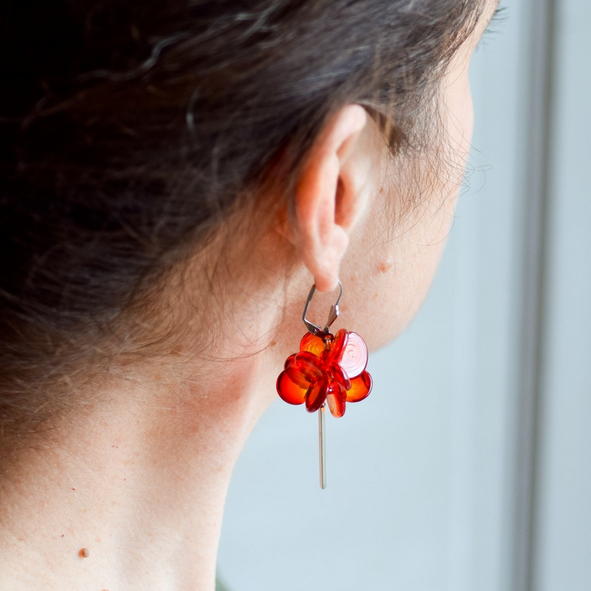 Boucles d’oreilles fleurs en verre filé artisane verrier Paris 14 diatomée